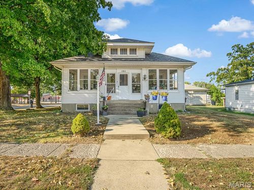101 E Locust St, Coulterville, IL, 62237-1703 | Card Image