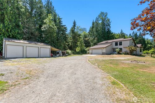 19220 32nd Ave Nw, Stanwood, WA, 98292-6884 | Card Image