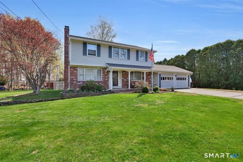 24 Meadowood Dr, Middletown, CT, 06457-1914 | Card Image