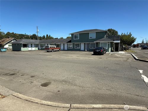 2320 Simpson Ave, Aberdeen, WA, 98520-3500 | Card Image