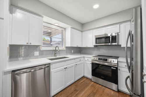 b-6035 Sandhurst Ln, Dallas, TX, 75206-4721 | Card Image