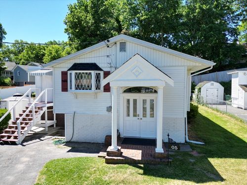 5 Dietz Ct, Boston, MA, 02136 | Card Image