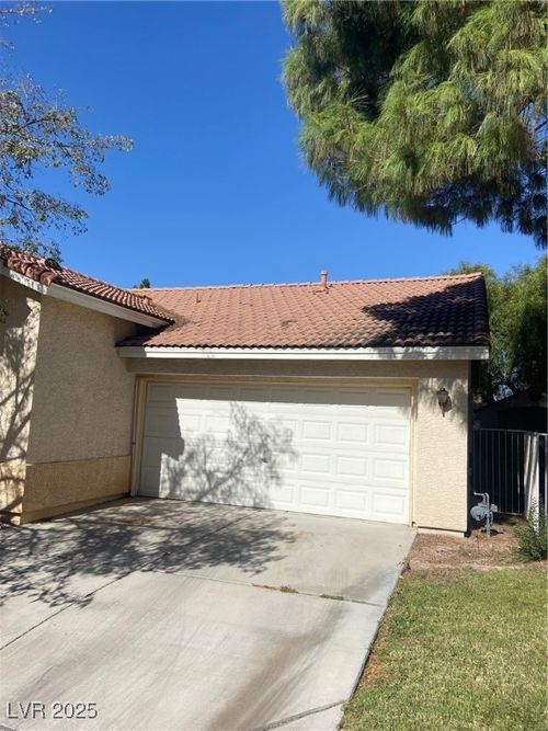 2184 Norwegian Wood Ln, Henderson, NV, 89074-5858 | Card Image