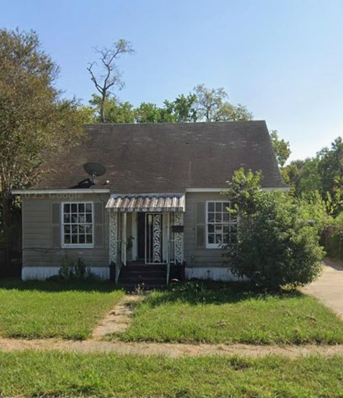 430 E Elgie, Beaumont, TX, 77705 | Card Image