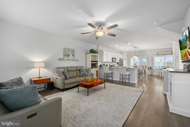 492 Parkland Dr, Townhouse with 3 bedrooms, 4 bathrooms and null parking in STEPHENSON VA | Image 9