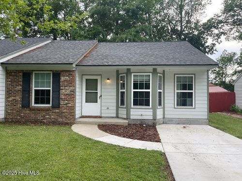 1951 Rolling Ridge Dr, Midway Park, NC, 28544-1629 | Card Image