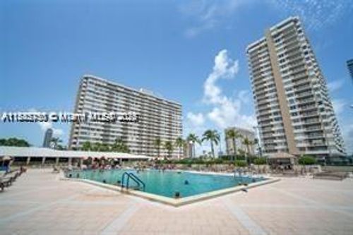 mn-1950 S Ocean Dr, Hallandale Beach, FL, 33009-5958 | Card Image