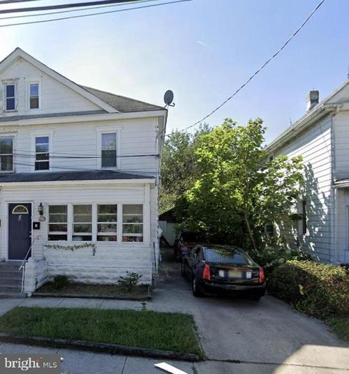 16 Capitol St, Paulsboro, NJ, 08066-1010 | Card Image