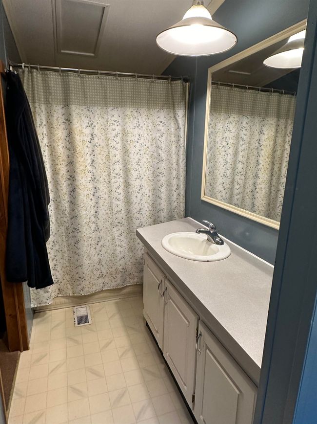 1474 Us Route 5, House other with 2 bedrooms, 2 bathrooms and null parking in Putney VT | Image 18