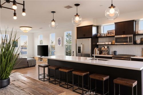 2023 Placentia Ave, Costa Mesa, CA, 92627-3405 | Card Image