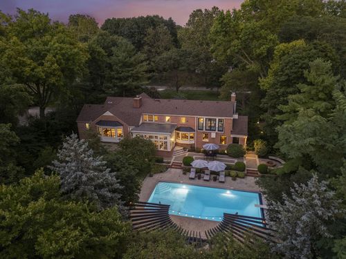 4155 Clairmont Rd, Upper Arlington, OH, 43220-4501 | Card Image