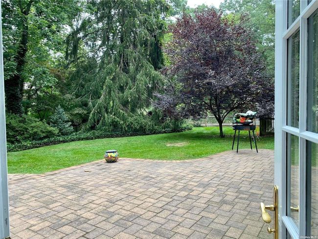 22 Dale Rd, House other with 4 bedrooms, 2 bathrooms and null parking in Halesite NY | Image 5