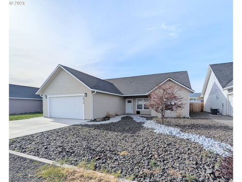 2810 Athens Ct, LaGrande, OR, 97850 | Card Image