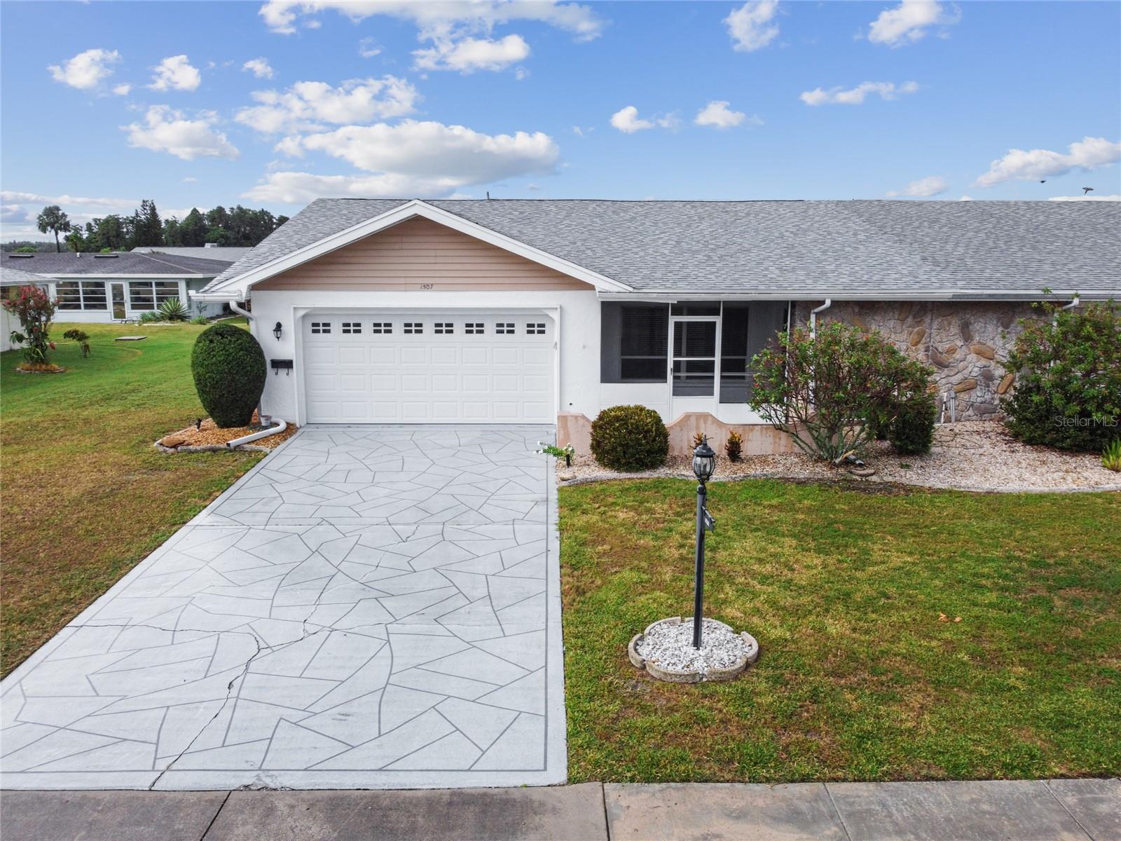 Dedham Dr, Sun City Center, FL 33573