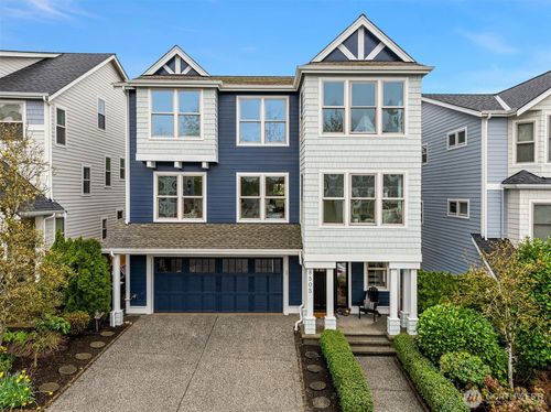 8505 Ne 123rd Pl, Kirkland, WA, 98034-6032 | Card Image