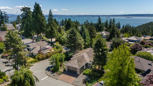 4789 Headland Dr, West Vancouver, BC, V7W3H6 | Card Image