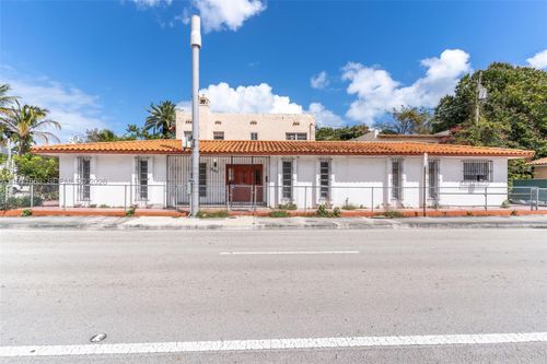 1101 Sw 17th Ave, MIAMI, FL, 33135-5326 | Card Image