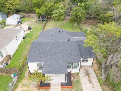 2205 Lee Avenue, House other with 5 bedrooms, 2 bathrooms and null parking in Fort Worth TX | Image 2