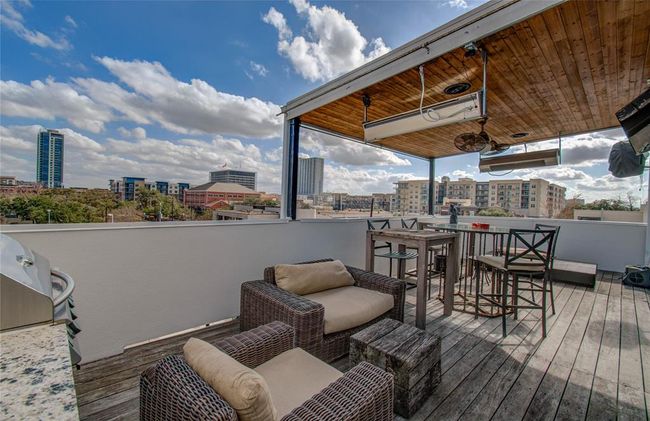 Views from every side of this roof top deck. | Image 36