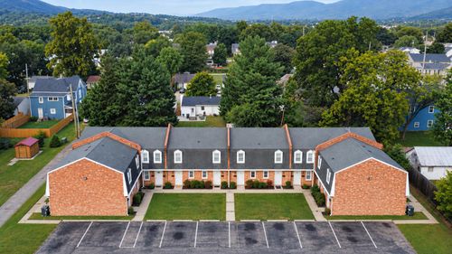 7-415 Union St, Salem, VA, 24153-4966 | Card Image