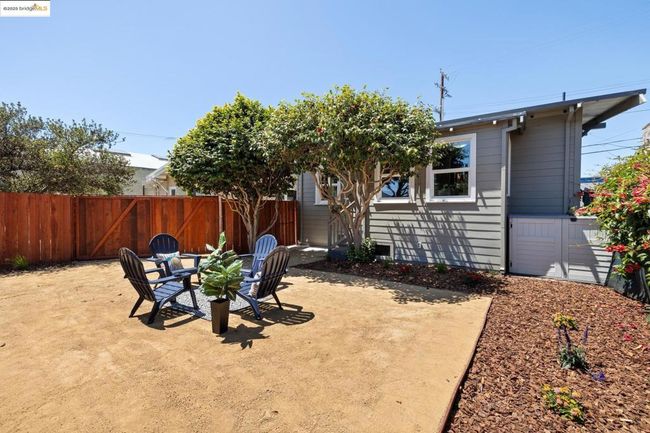 1092 Dwight Way, House other with 2 bedrooms, 2 bathrooms and 1 parking in Berkeley CA | Image 26