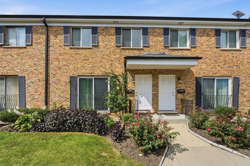 b-9301 W Ballard Street, Des Plaines, IL, 60016 | Card Image