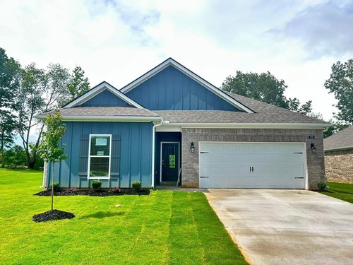 730 Edgemont Cir, Jonesboro, AR, 72405-8108 | Card Image