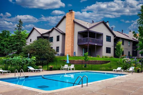 15-7019 W 110th Street Cir, Bloomington, MN, 55438-2659 | Card Image