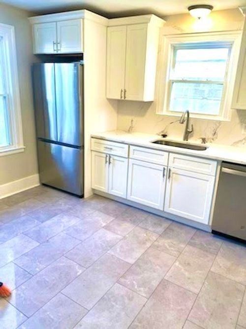 1-385 Pleasant St, Worcester, MA, 01609-1806 | Card Image