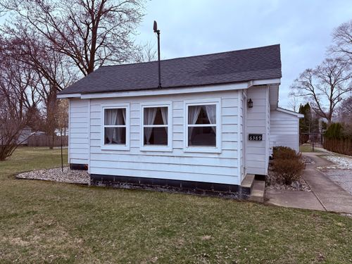 6389 7th St, Cass City, MI, 48726-1319 | Card Image