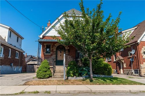 26 Weir St S, Hamilton, ON, L8K3A1 | Card Image
