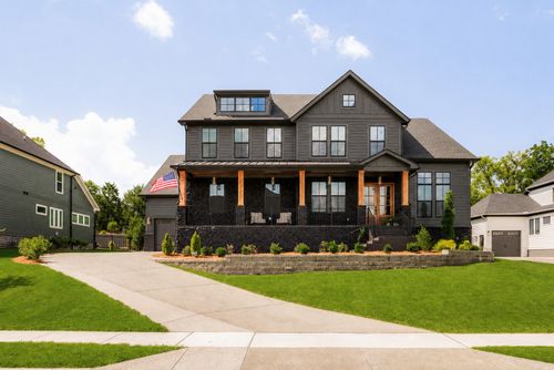 3392 Sarah Bee Ln, Thompsons Station, TN, 37179-4107 | Card Image