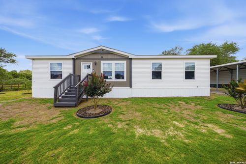 22718 Gold Gap St, Elmendorf, TX, 78112-6032 | Card Image