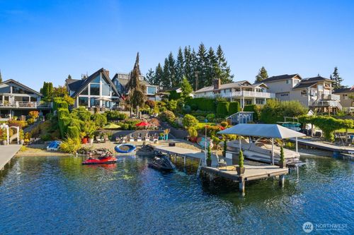 1504 E Lakeshore Dr, Lake Stevens, WA, 98258-8639 | Card Image