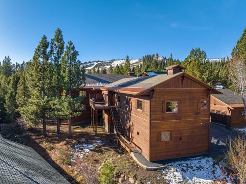 16725 Skislope Way, Truckee, CA, 96161 | Card Image