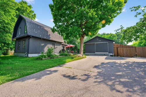 381 Olive St, Midland, ON, L4R2R4 | Card Image