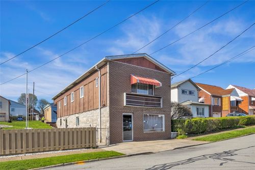 1009 9th Ave, Brackenridge, PA, 15014-1107 | Card Image