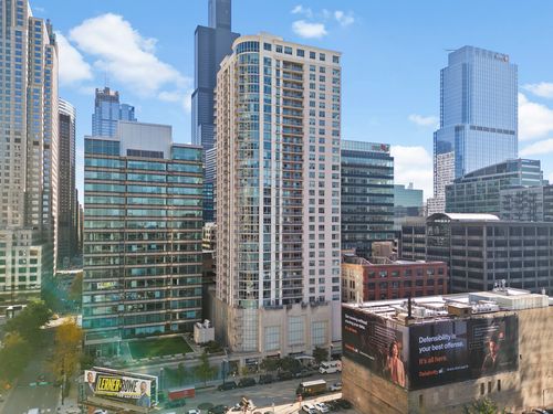 1804-125 S Jefferson Street S, Chicago, IL, 60661 | Card Image