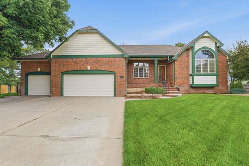 328 Campus Ct, North Newton, KS, 67117-8021 | Card Image