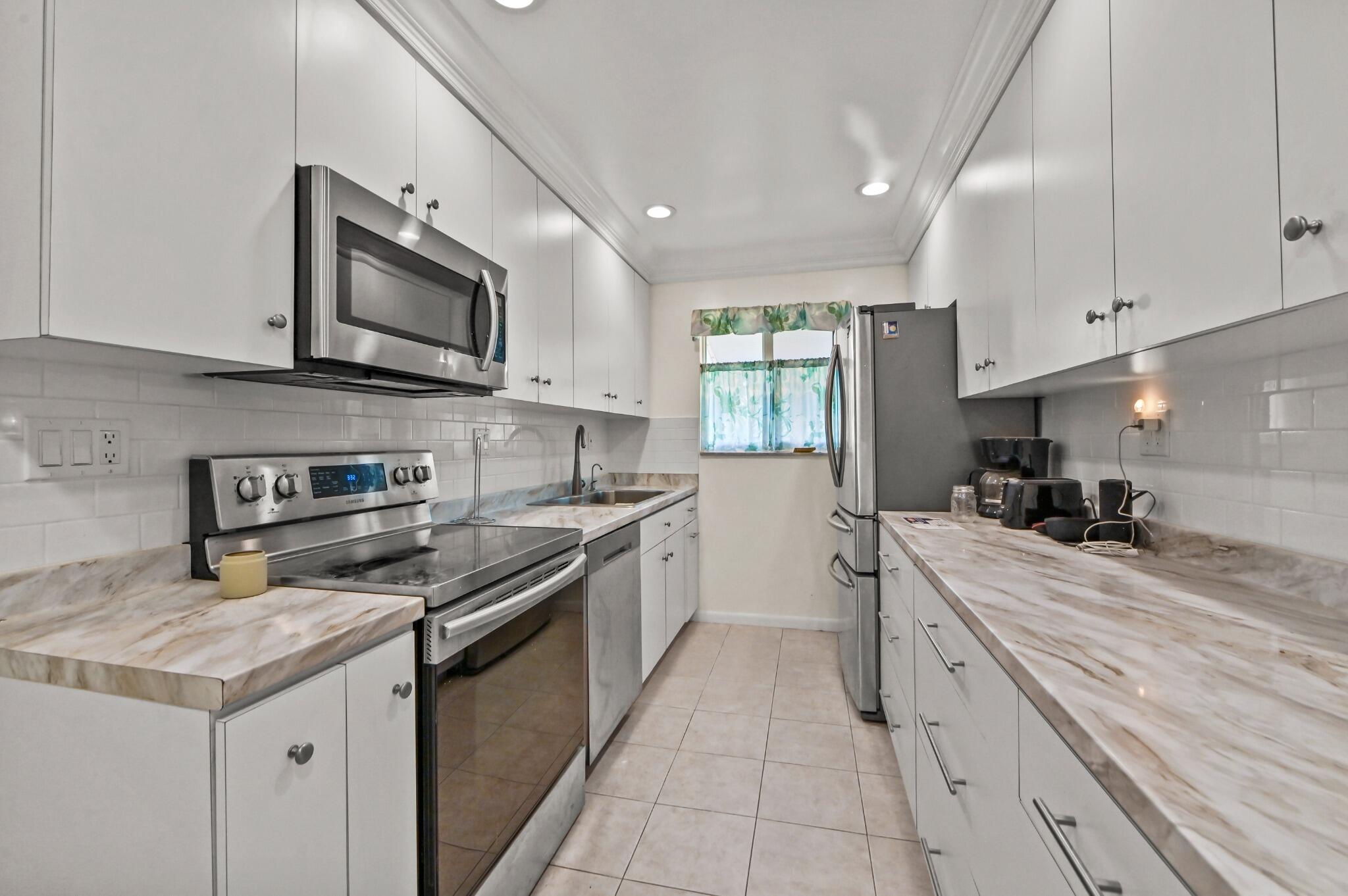 Residential Lease in Delray Beach 5