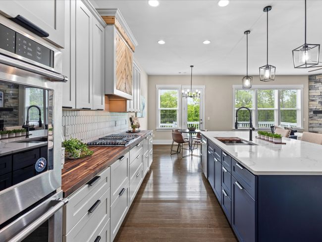 1068 Amelia Park Dr, House other with 5 bedrooms, 4 bathrooms and 6 parking in Franklin TN | Image 7
