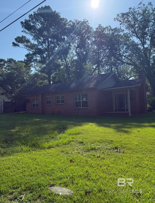 142 Liberty Hill Dr, Evergreen, AL, 36401-2831 | Card Image