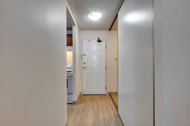 811 - 924 14 Avenue Sw, Home with 1 bedrooms, 1 bathrooms and 1 parking in Calgary AB | Image 3