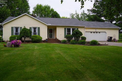 2824 S Meadow Ln, Norwalk, OH, 44857-9530 | Card Image
