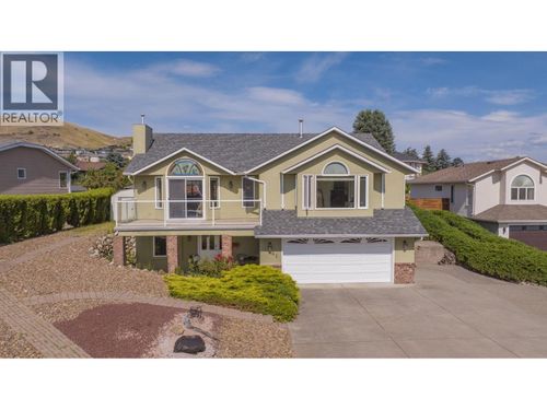 8841 Michael Dr, Coldstream, BC, V1B2P5 | Card Image