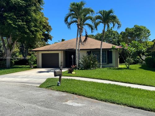 0-2736 Carnation Ct, Delray Beach, FL, 33445-8205 | Card Image