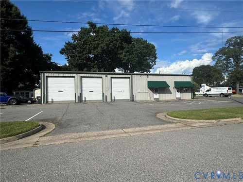 3607 Woodlawn St, Hopewell, VA, 23860-5521 | Card Image