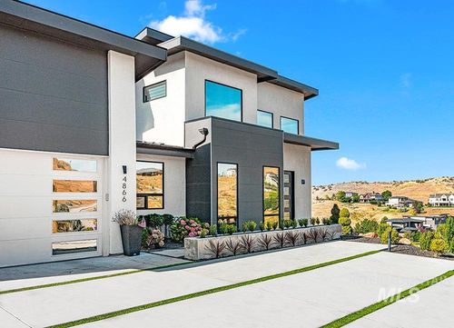 4866 N Corralero Ln, Boise, ID, 83702-1515 | Card Image