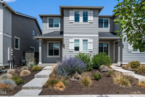 61624 Se Depot Loop, Bend, OR, 97702 | Card Image