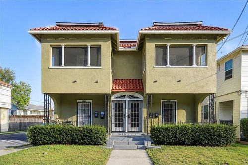 5533 Willow St, New Orleans, LA, 70115-7059 | Card Image